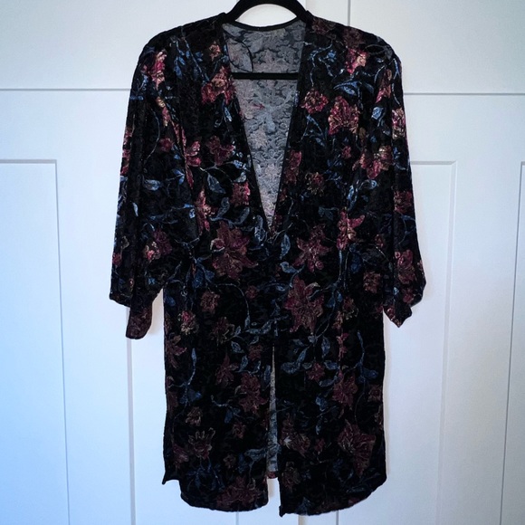 Floral Velvet Black Long Open Kimono Cardigan - Picture 1 of 8